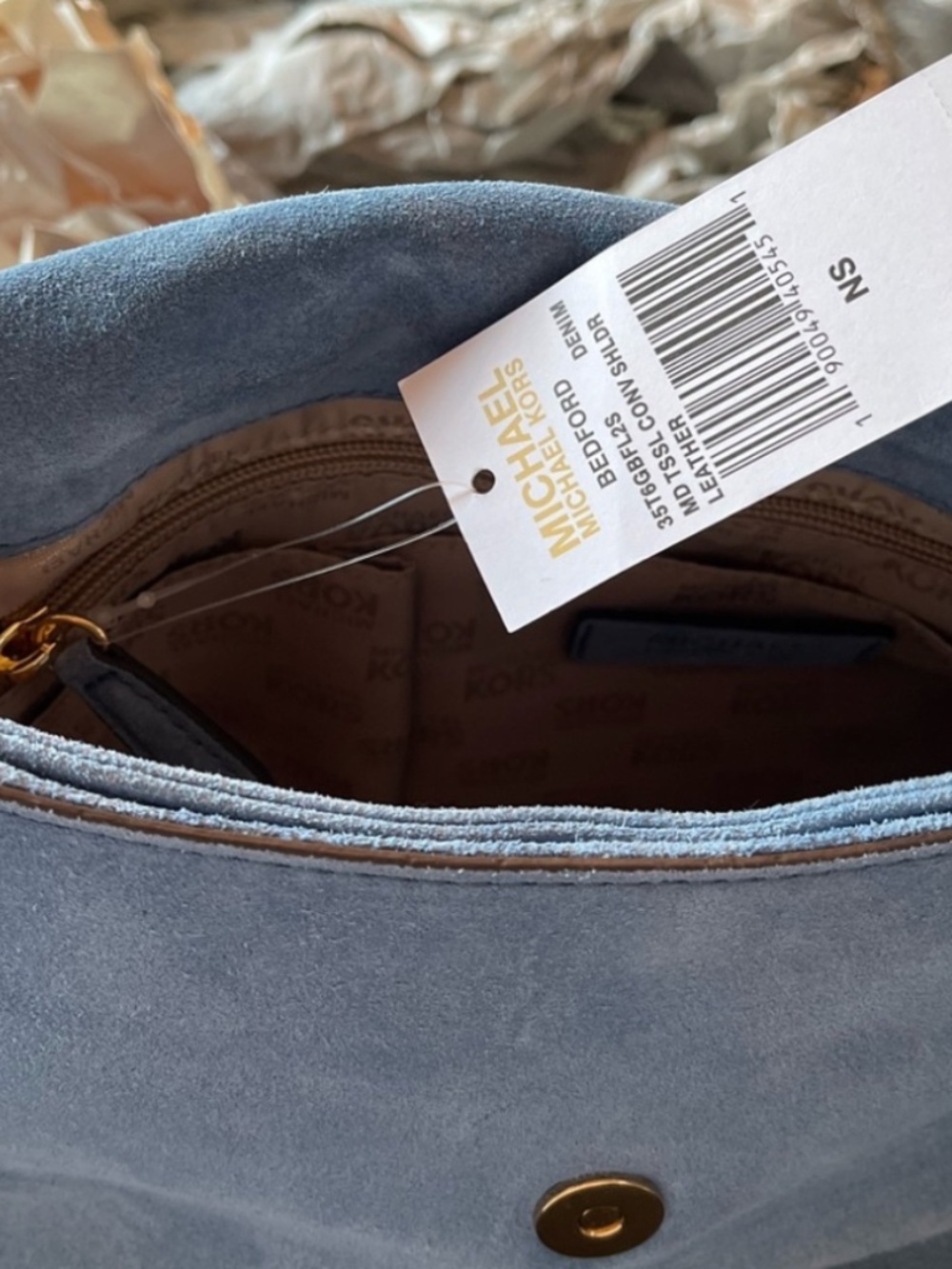 Michael Kors Bedford Bag in Baby Blue Suede NWT - Picture 8 of 10
